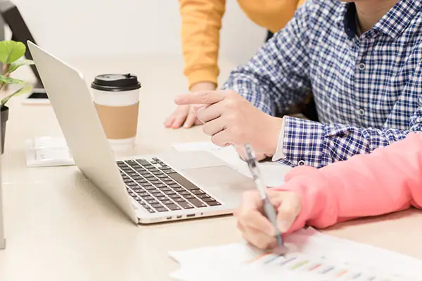 党山村美食街在哪里